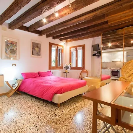 Apartment Ca D'oro Venedig